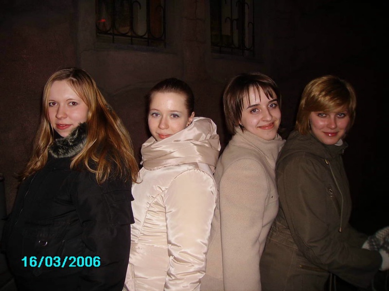 22 летняя няшка в ванной комнате и на работе 6 фото 22 летняя няшка в ванной комнате и на работе 6 фото