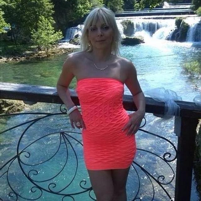 Подборка больших задниц и бритых вагин 7 фото Подборка больших задниц и бритых вагин 7 фото