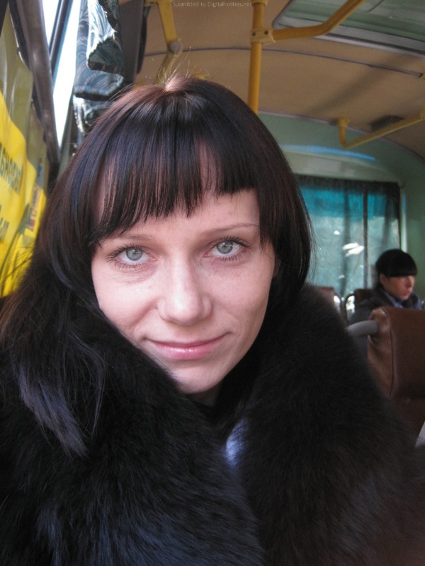 Молодая пара выложила домашние фото в сеть 13 фото