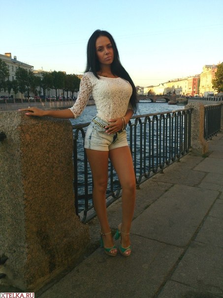 Красотки избавляются от белья и получают член в попку 26 фото