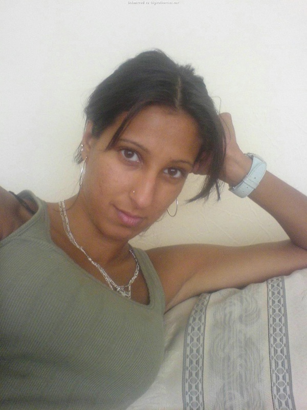 Домашняя мастурбация от мулатки в фото 1 фото