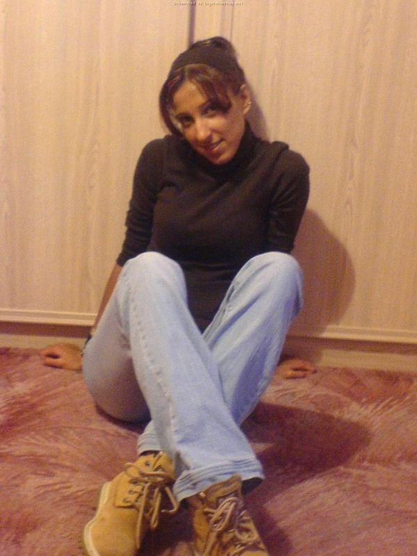 Домашняя мастурбация от мулатки в фото 22 фото