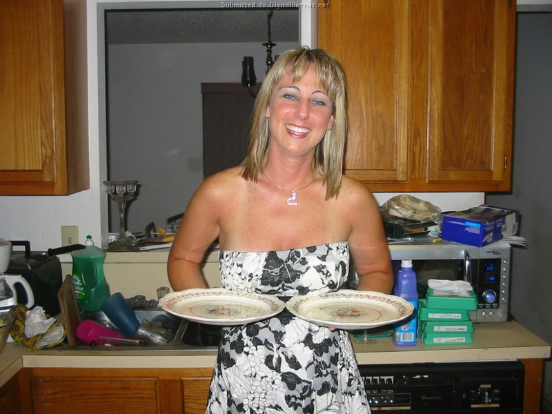 Дискотека с молодыми девушками в выходной день 7 фото Дискотека с молодыми девушками в выходной день 7 фото