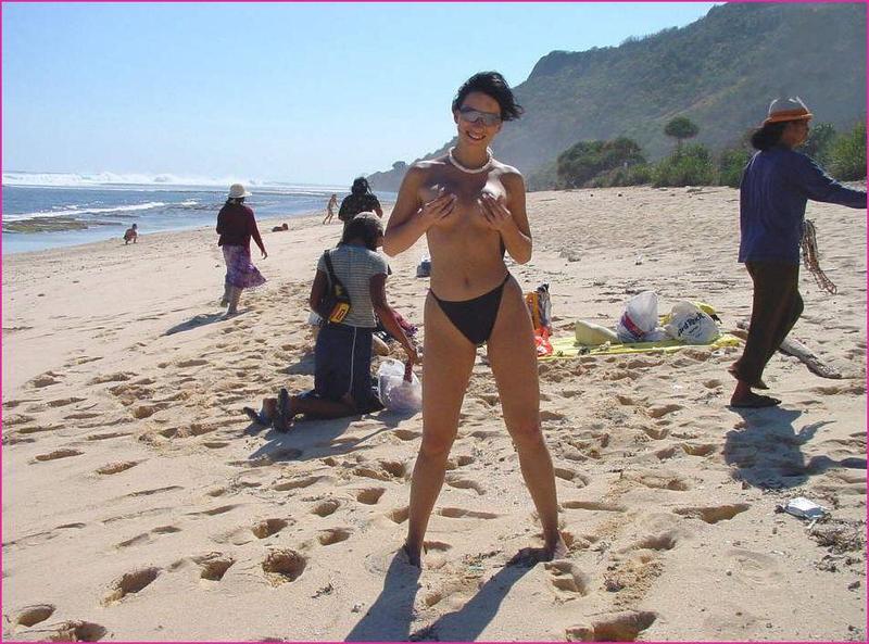 Куни, минет и позирование голышом на камеру 2 фото