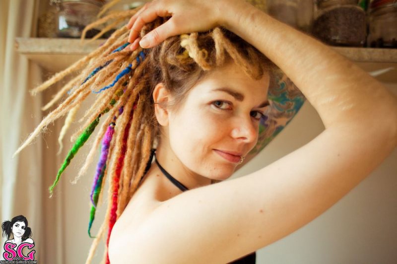 Её большой зад очень заводит 8 фото Её большой зад очень заводит 8 фото