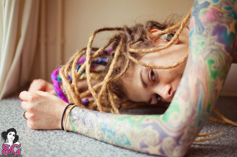 Её большой зад очень заводит 21 фото Её большой зад очень заводит 21 фото