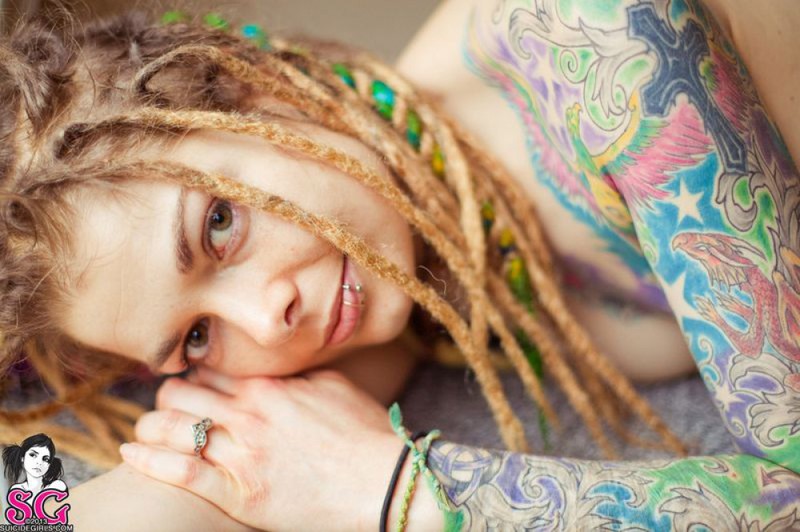 Её большой зад очень заводит 32 фото Её большой зад очень заводит 32 фото