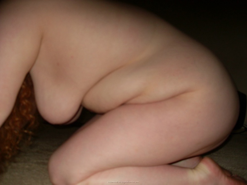 Снимает трусики раздвинув половые губы 20 фото Снимает трусики раздвинув половые губы 20 фото