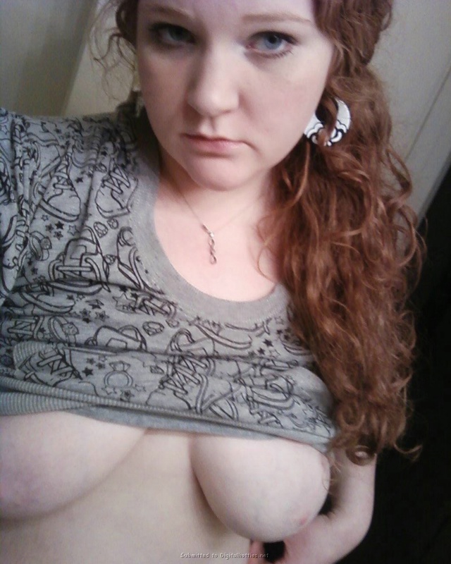 Снимает трусики раздвинув половые губы 28 фото Снимает трусики раздвинув половые губы 28 фото