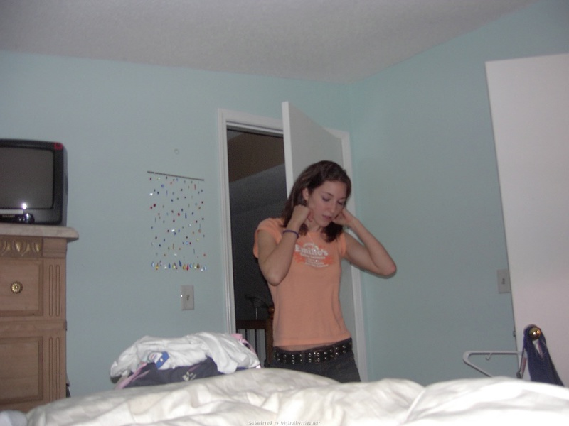 Свела с ума аппетитной попкой 1 фото Свела с ума аппетитной попкой 1 фото