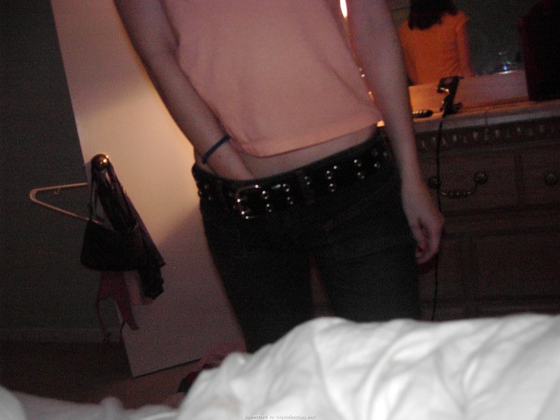 Свела с ума аппетитной попкой 3 фото Свела с ума аппетитной попкой 3 фото