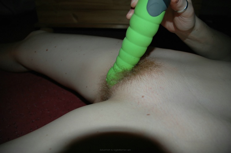 Рыжая отсасывает парню затем трахается с ним 27 фото Рыжая отсасывает парню затем трахается с ним 27 фото