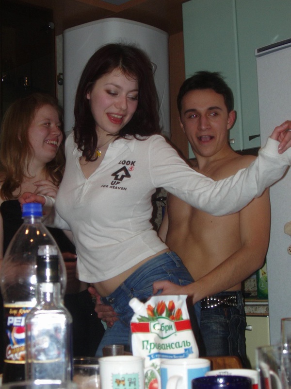 Домашние интимные фото молодой подруги 1 фото Домашние интимные фото молодой подруги 1 фото