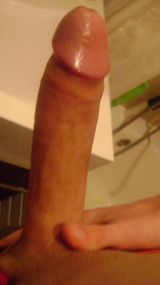 Извращенцы шлют голые члены девушкам в секс-чате 27 фото Извращенцы шлют голые члены девушкам в секс-чате 27 фото