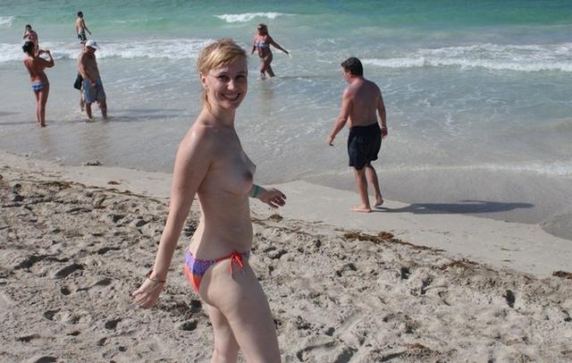 Интим фотографии с отдыха у моря 3 фото Интим фотографии с отдыха у моря 3 фото