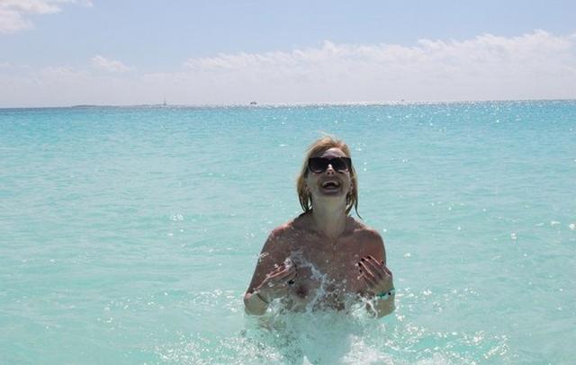 Интим фотографии с отдыха у моря 7 фото Интим фотографии с отдыха у моря 7 фото