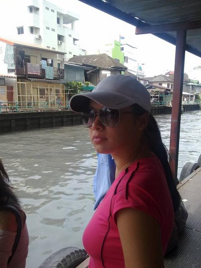 Девушка после свадьбы начала развязную жизнь 2 фото Девушка после свадьбы начала развязную жизнь 2 фото