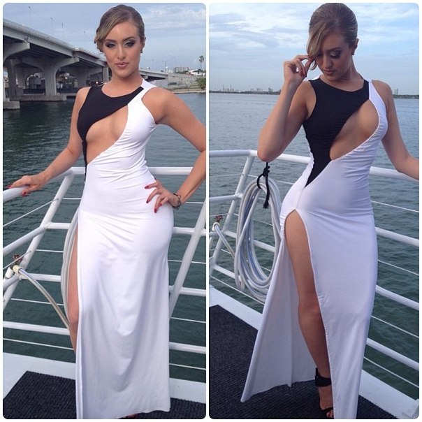 Подборка голых девок с аппетитными дойками 11 фото Подборка голых девок с аппетитными дойками 11 фото