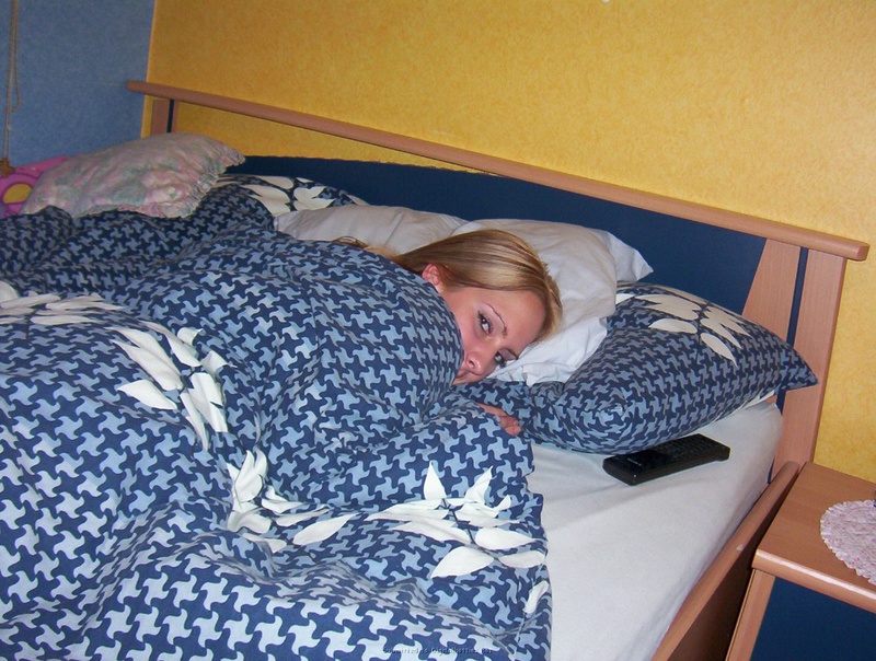 Извращенка испытывает новую секс игрушку 3 фото Извращенка испытывает новую секс игрушку 3 фото