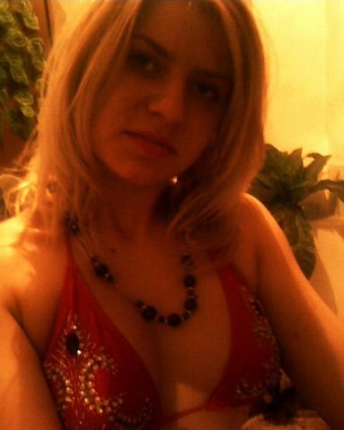 Распущенные девки из глубинки показывают свои прелести 1 фото Распущенные девки из глубинки показывают свои прелести 1 фото