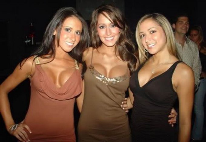 Студент по обмену привез снимки голых американок 3 фото Студент по обмену привез снимки голых американок 3 фото