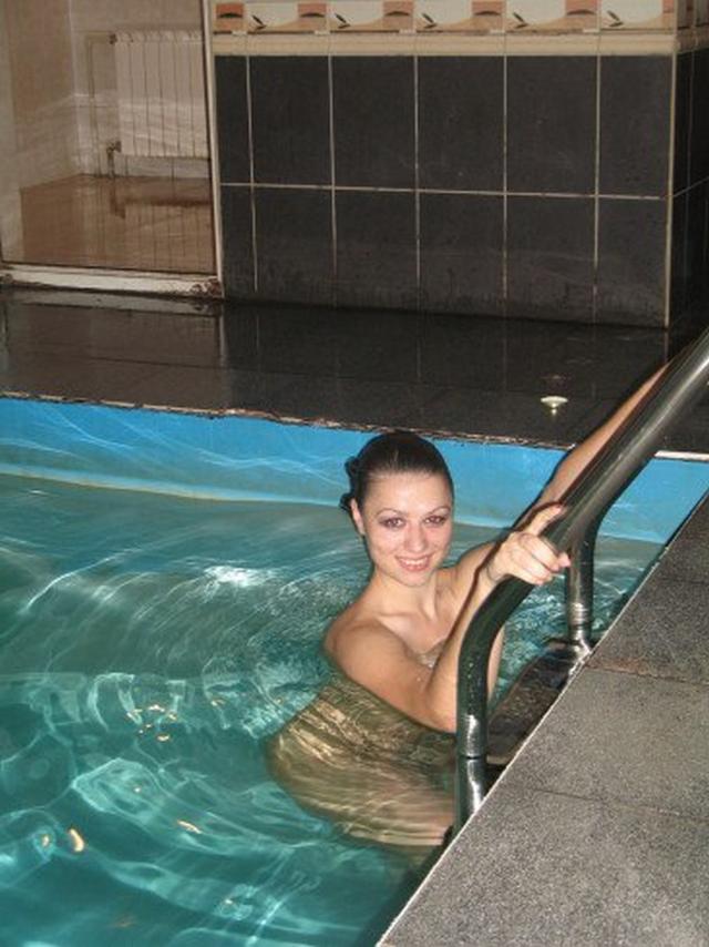 Симпатичные девушки обожают купаться 3 фото Симпатичные девушки обожают купаться 3 фото